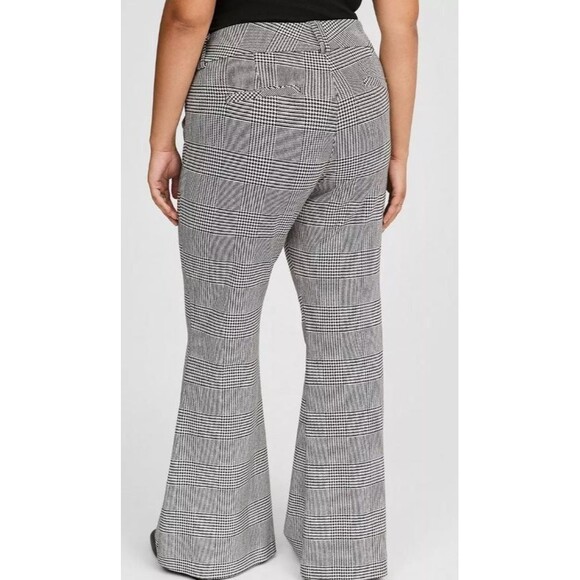 Torrid Black & White Plaid Trouser A-Line Flare Ponte Pant Plus Size 22 R - Picture 3 of 16